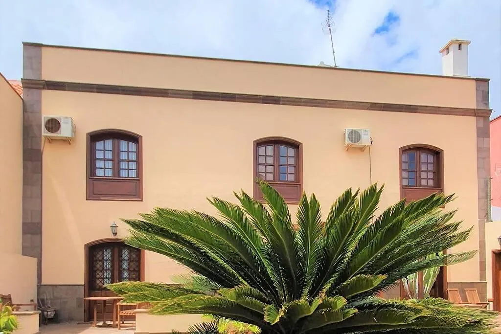 Espectacular Casa Con Jardin 